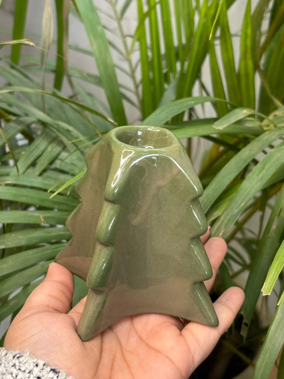 Cozy Pine Tree Tealight Stand-Green - Image 3