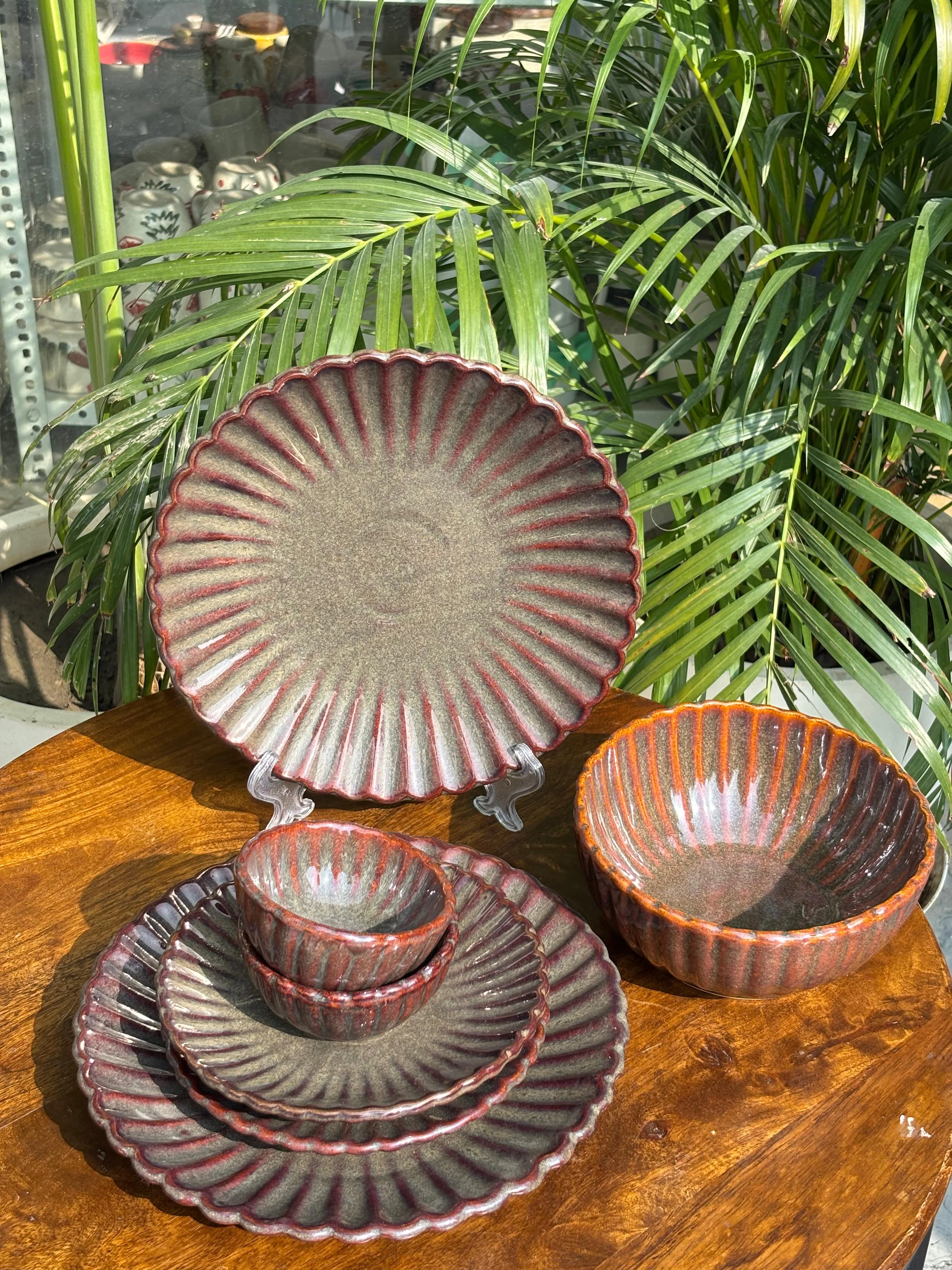 Crimson Glaze Premium Dinner Set (Set of 7) - Image 5