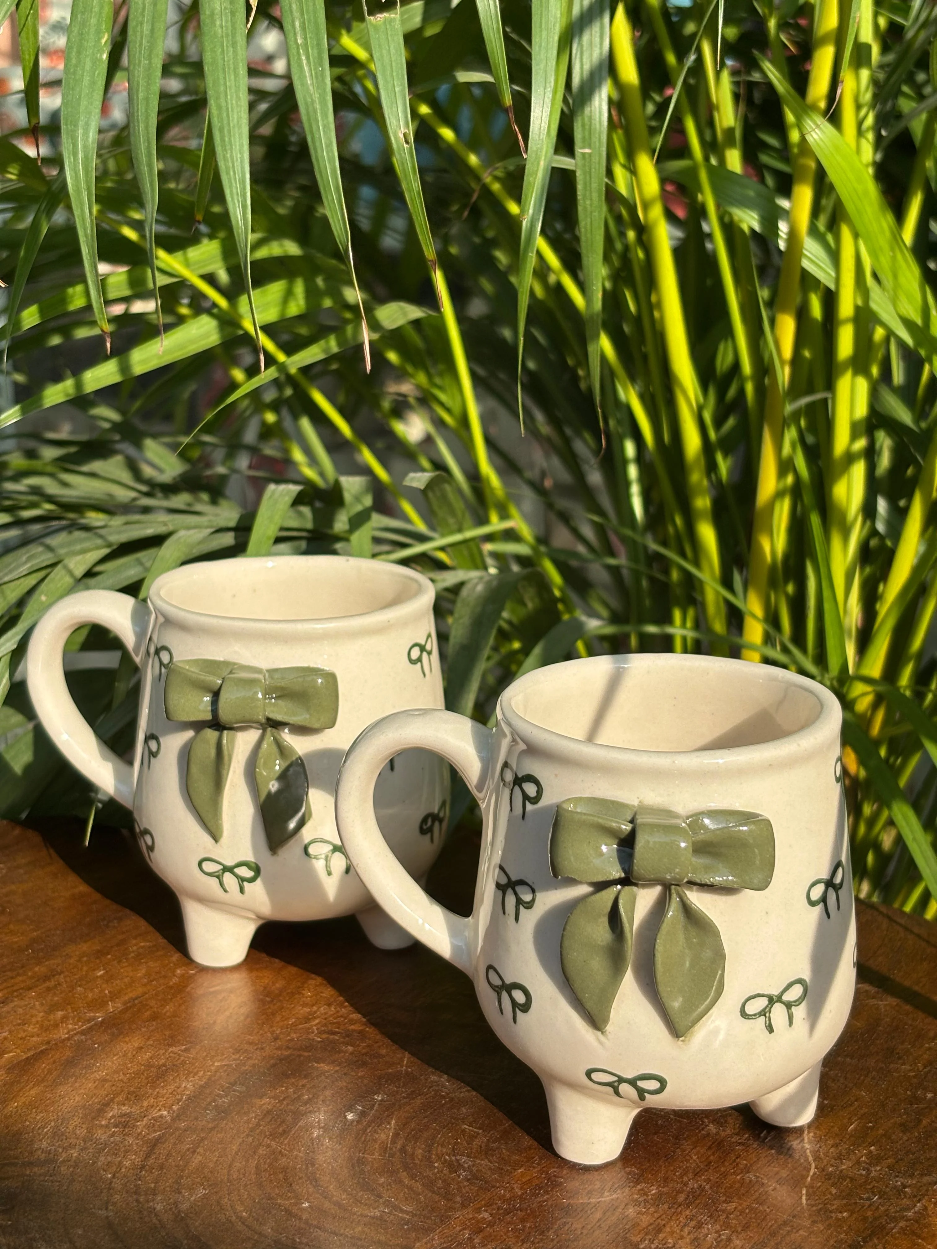 Green Scarlet Bow Leg Coffee Mug - Image 3