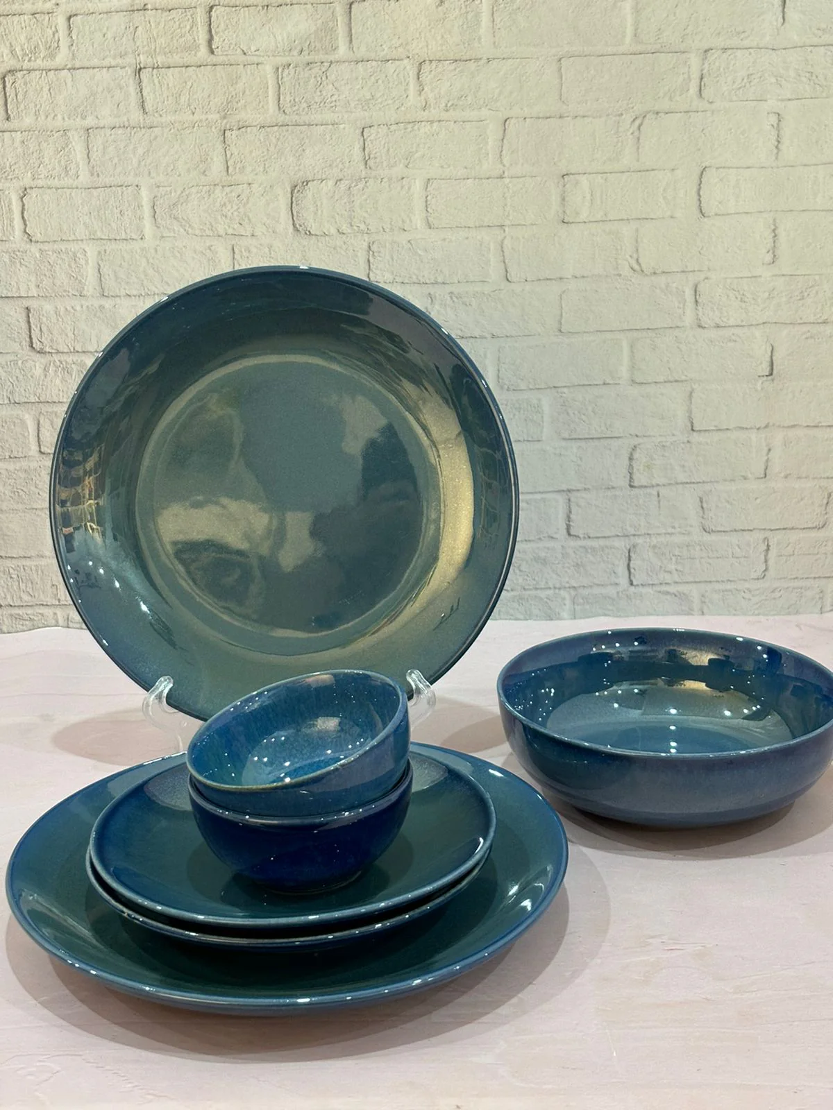 Blue Glaze Dinner Set (Set of 20) - Image 2