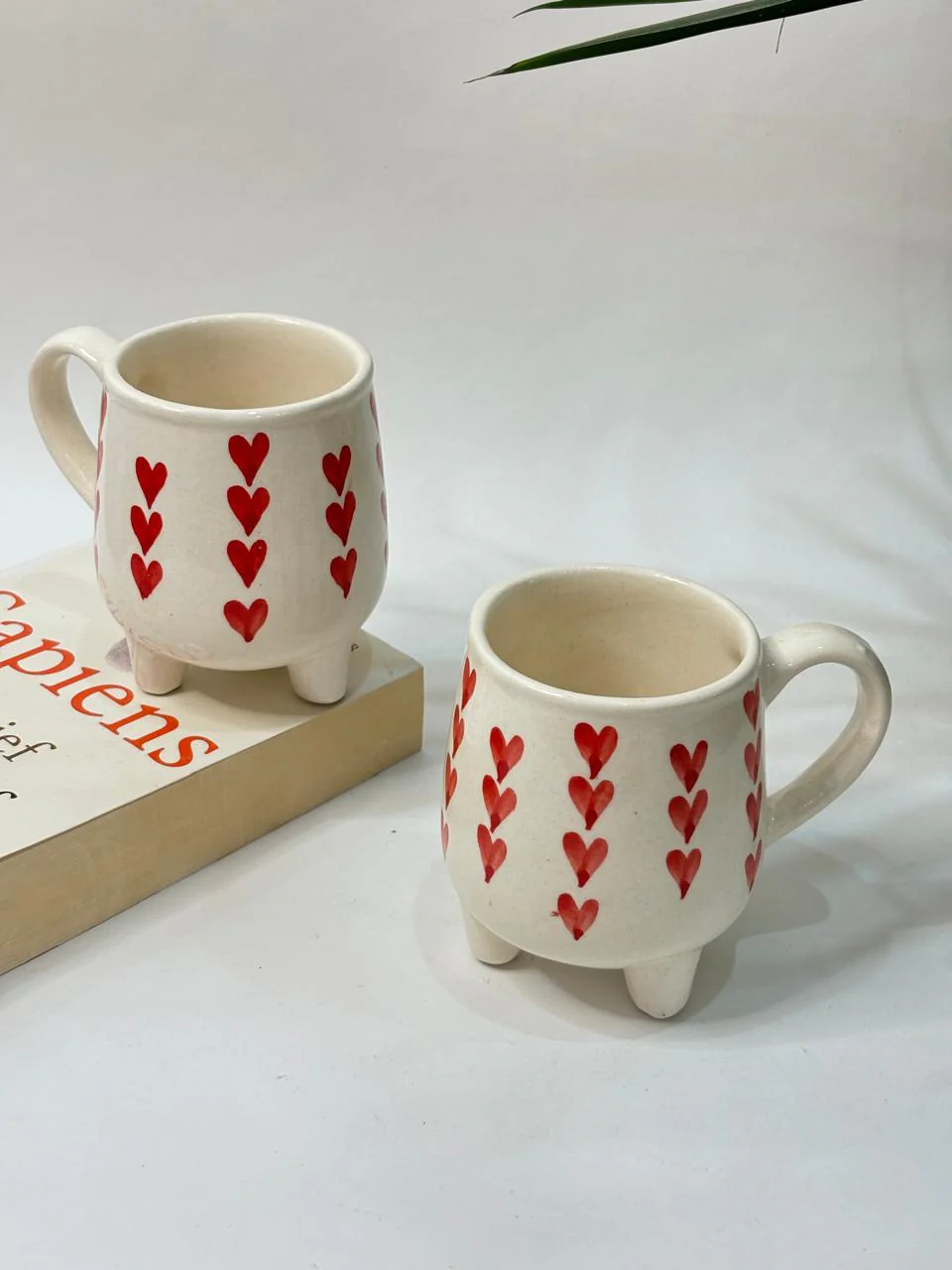 Red Heart Multi-heart Leg Coffee Mug - Image 2