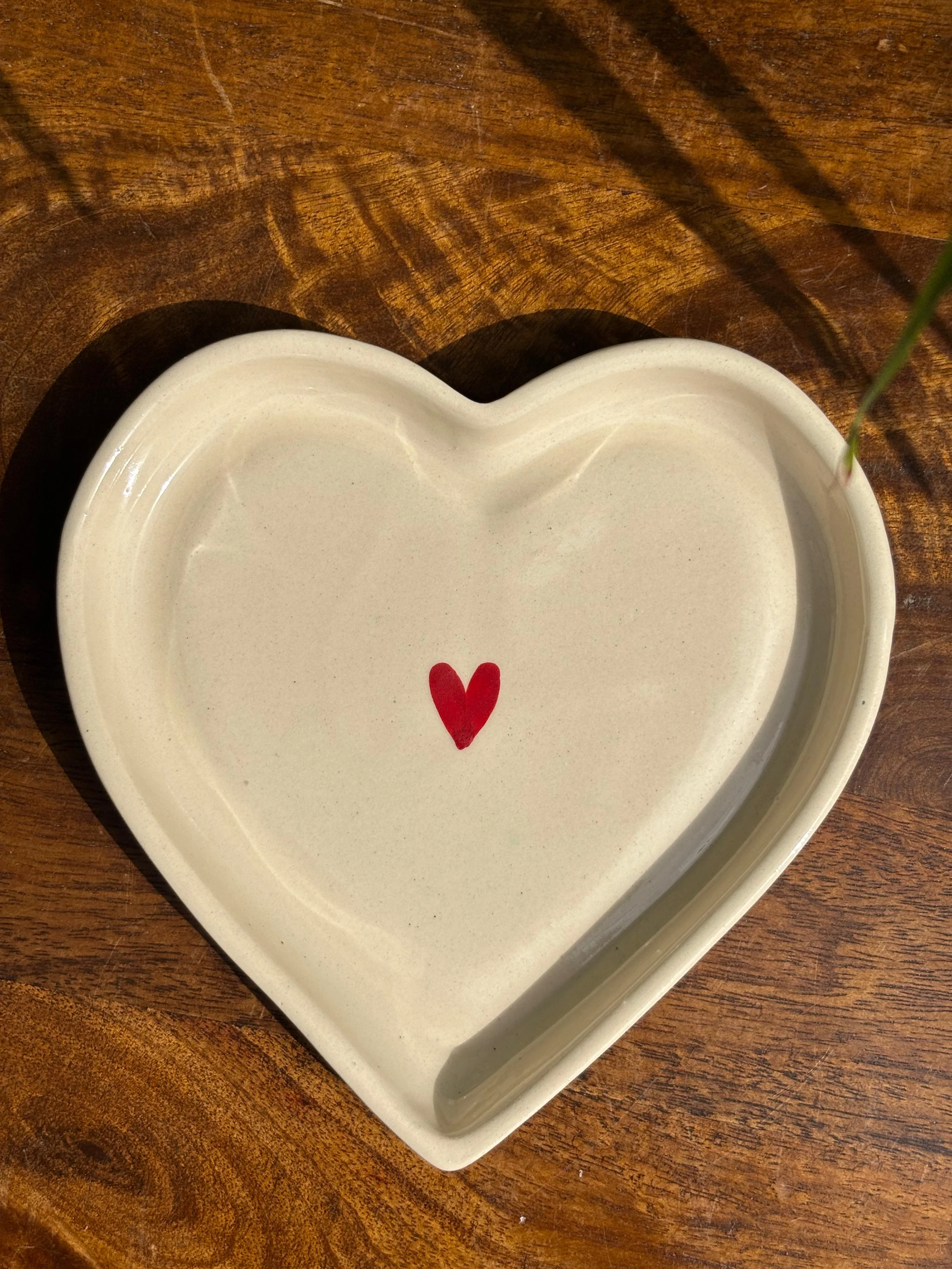 Small Red Heart Shape Snack Plate (Set of 2)