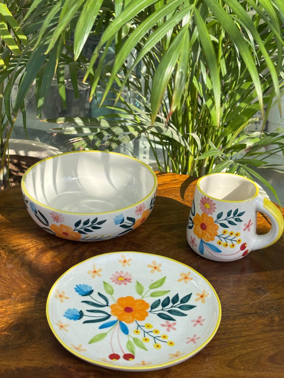 Tropical Treats Mug, Bowl and Snack Plate Combo