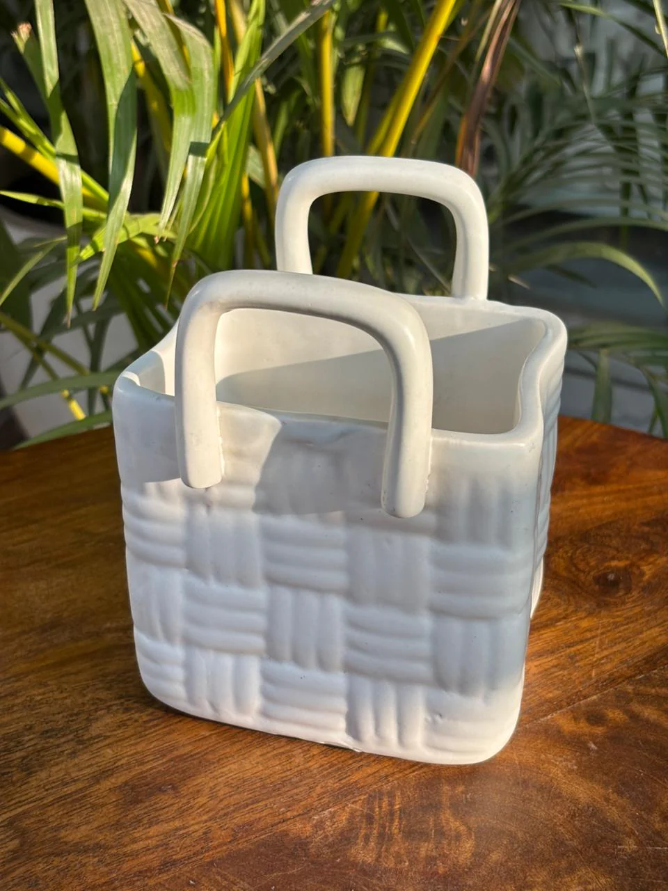 White Woven Grace Basket Cutlery Holder/Vase - Image 3
