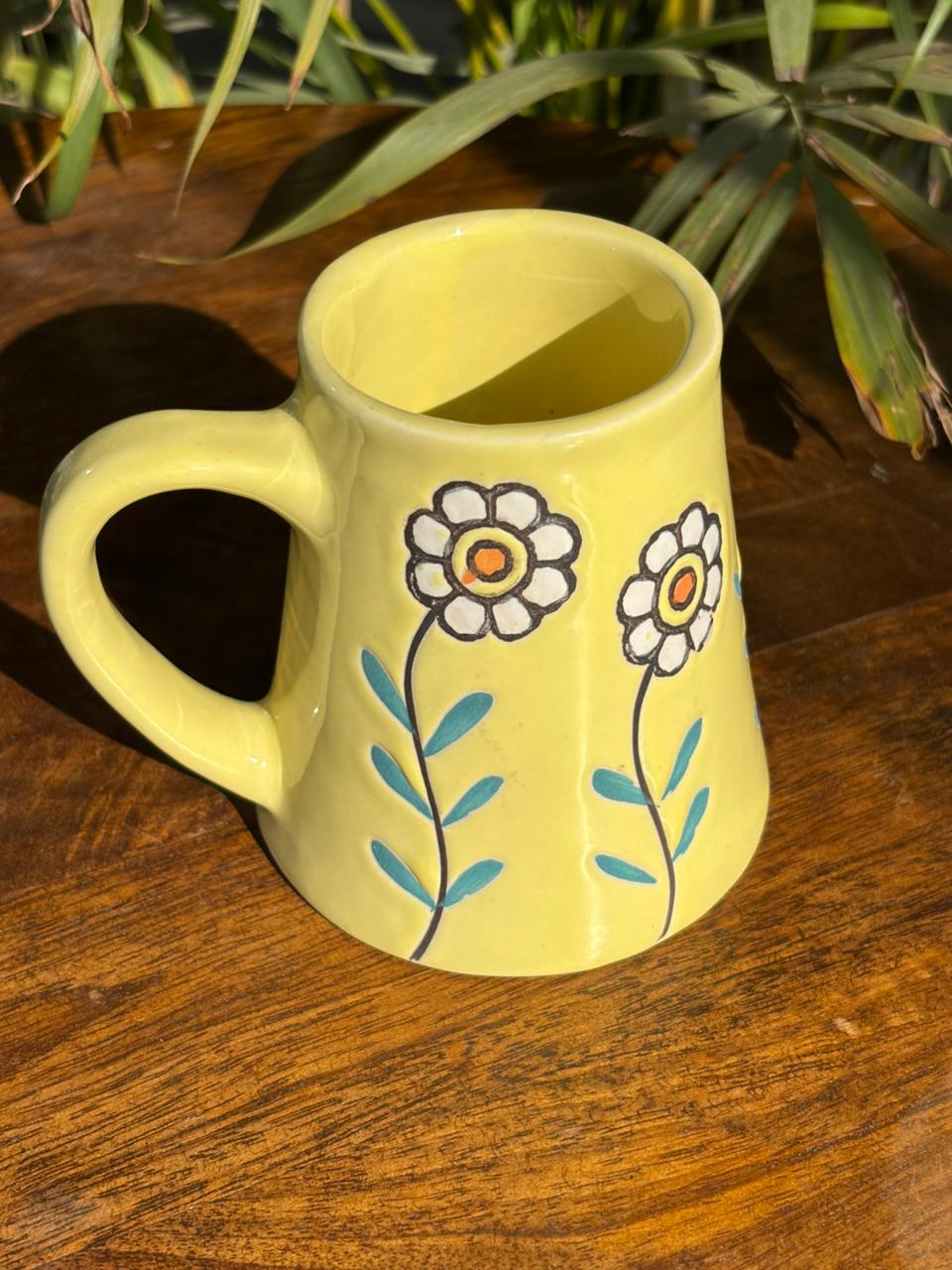 Yellow Daisy Dew Mug - Image 3